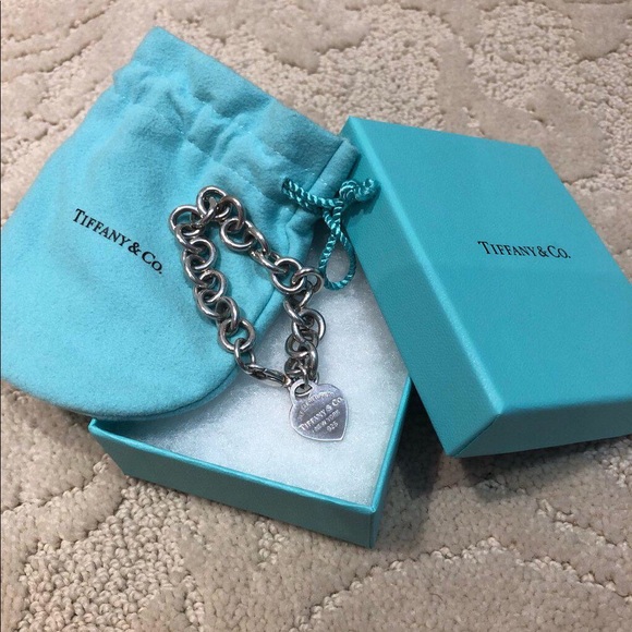 Tiffany and co charm bracelet - Picture 2 of 11